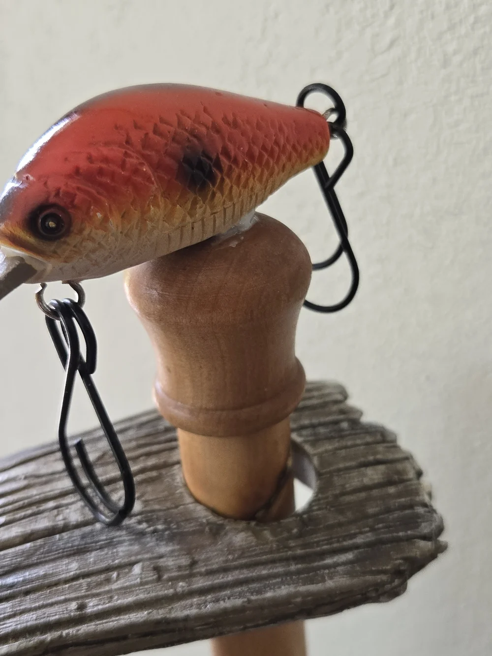 Decorative Green Fish Paper Towel Holder - Rustic Kitchen Stand